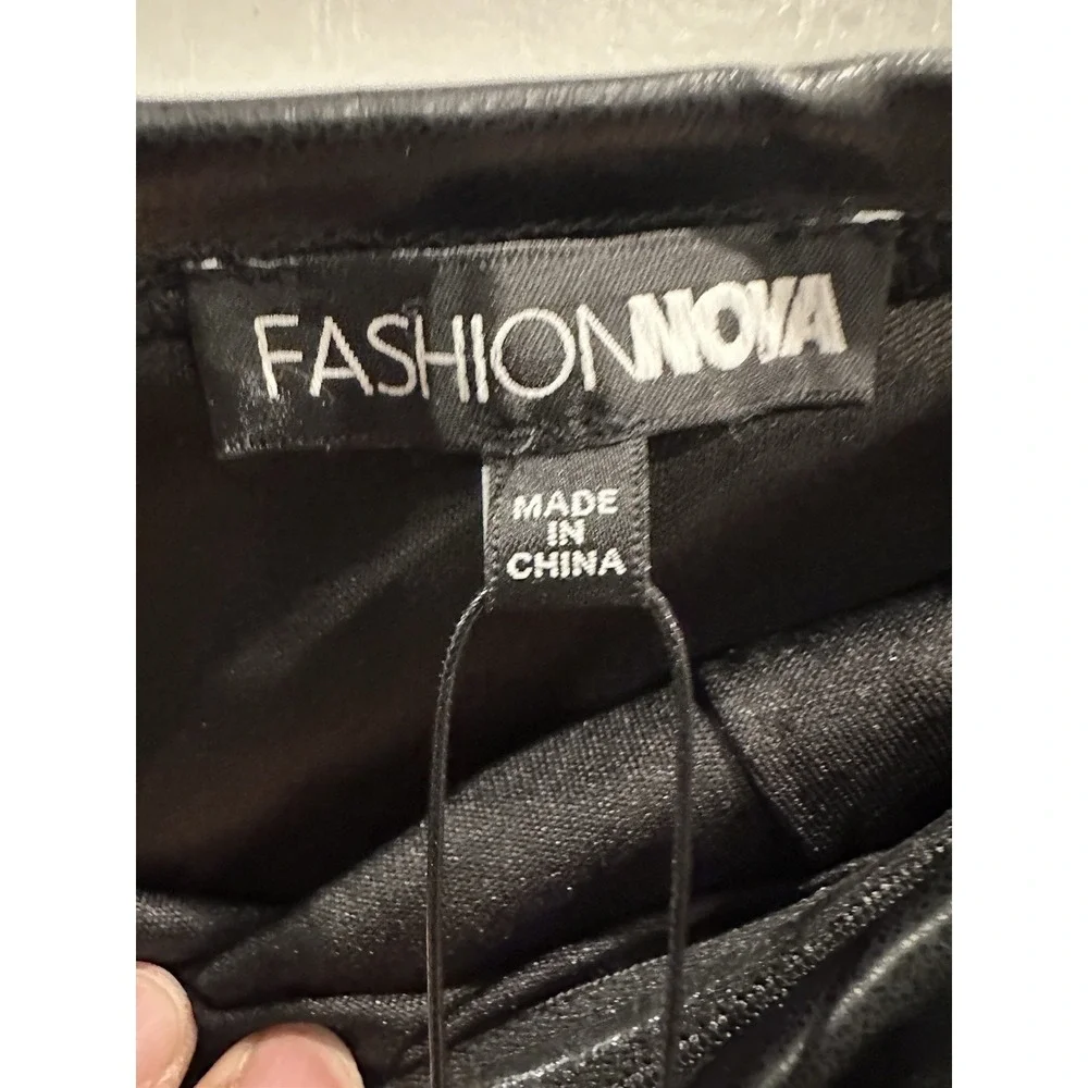 Fashion Nova‎ Faux Leather Strapless Romper Black Buckle Detail Size L